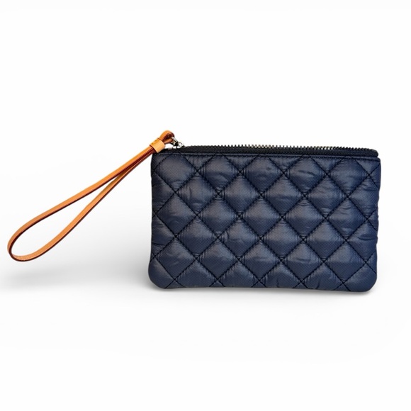 MZ Wallace Rich Iridescent Navy Blue Quilted Nylon Metro Clutch Wristlet - Picture 2 of 3